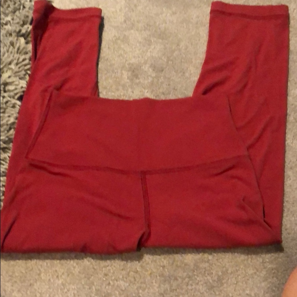 Lululemon align crops